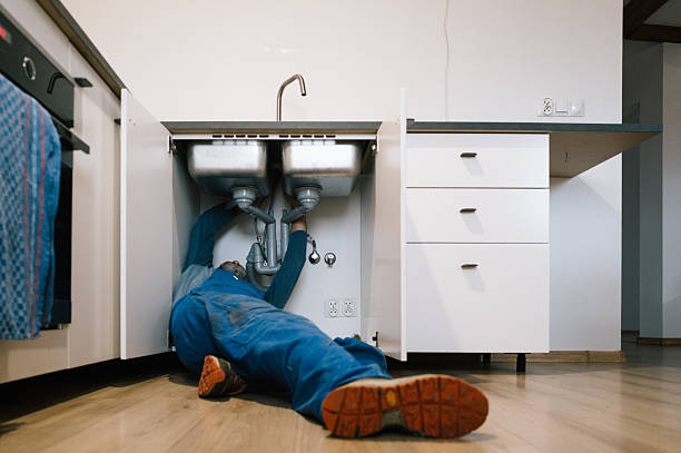 Professional Leak Detection technician working in Broadview, MT